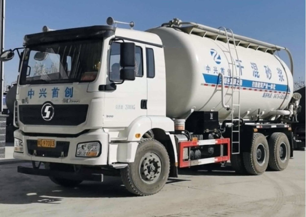 大型泵车
